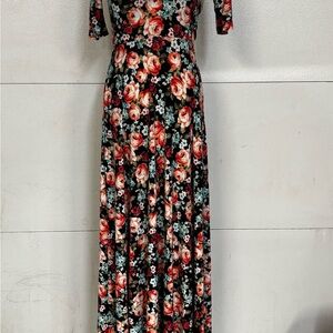 Agnes & Dora Black Floral Long Sleeve Dress